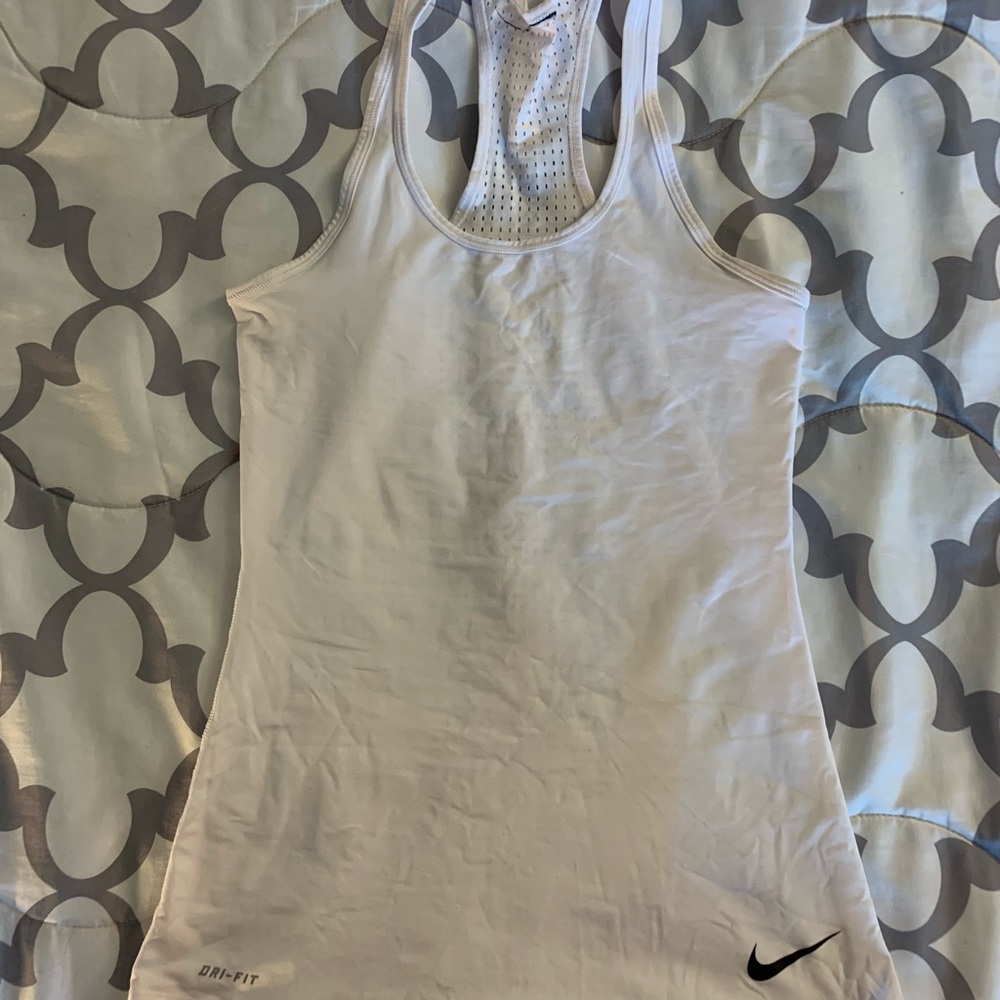 Nike, tank top.